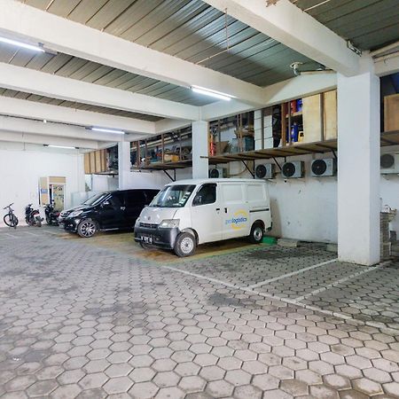 Reddoorz Plus Syariah Near Mall Pondok Indah Jakarta Eksteriør bilde