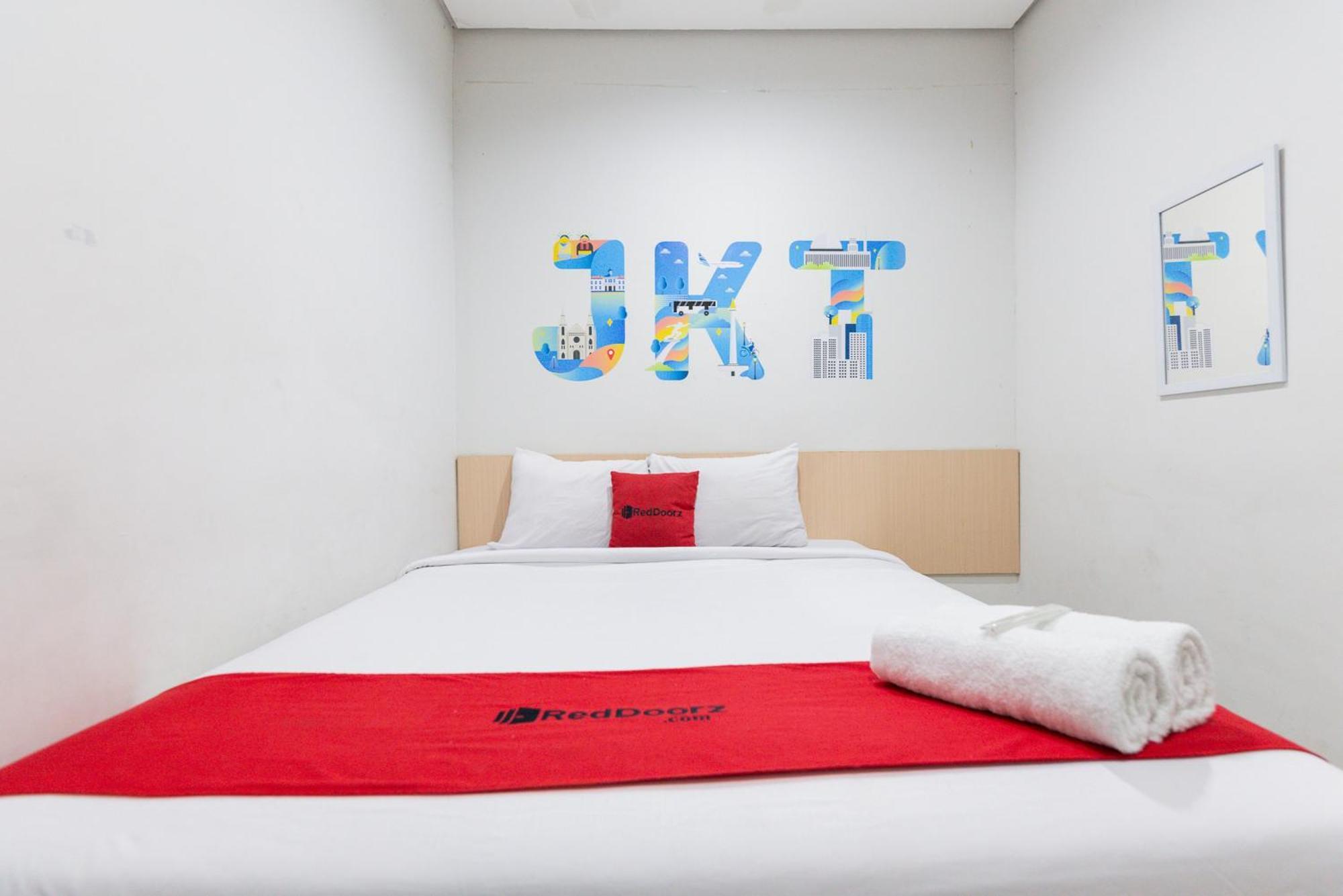 Reddoorz Plus Syariah Near Mall Pondok Indah Jakarta Eksteriør bilde